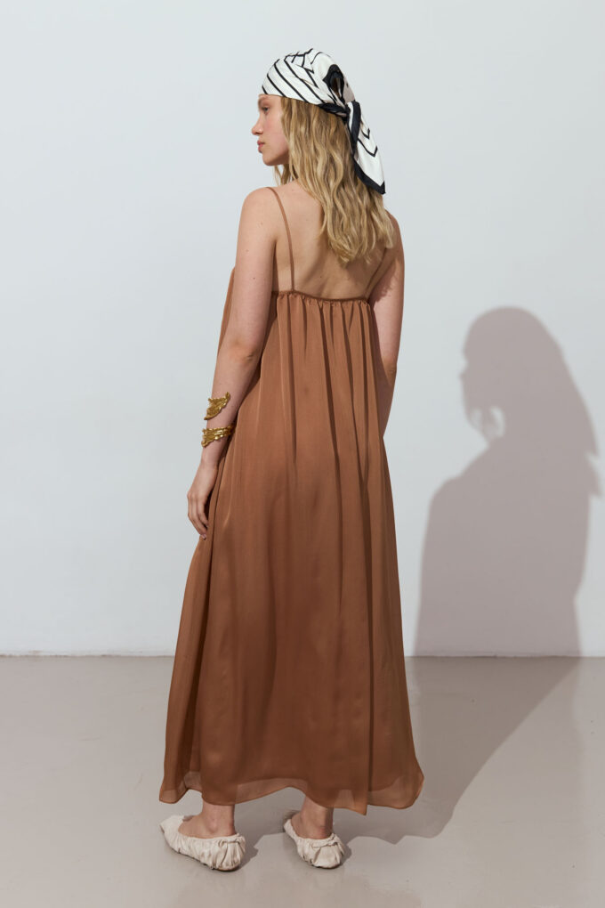 Caramel chiffon maxi dress with a free cut photo 2