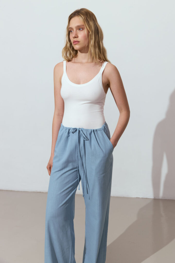 Oversized pants with tie in blue (eco) photo 2