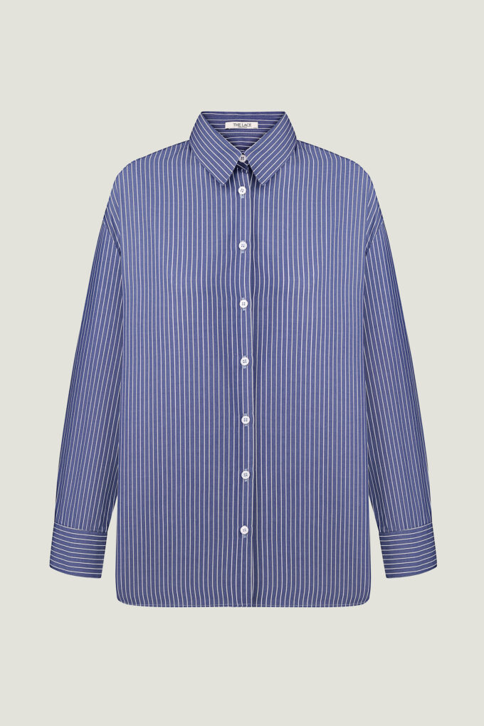 Shirt with a free cut and white stripes in blue photo 5