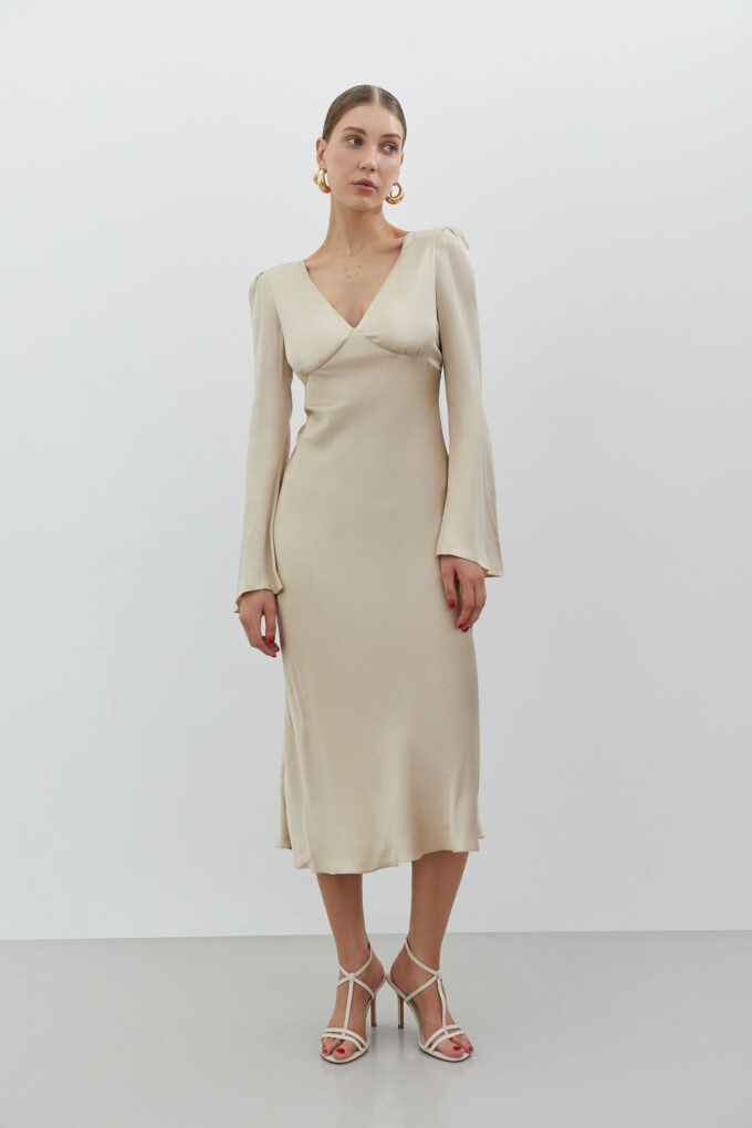 Cream viscose midi dress with a V-neckline photo 2