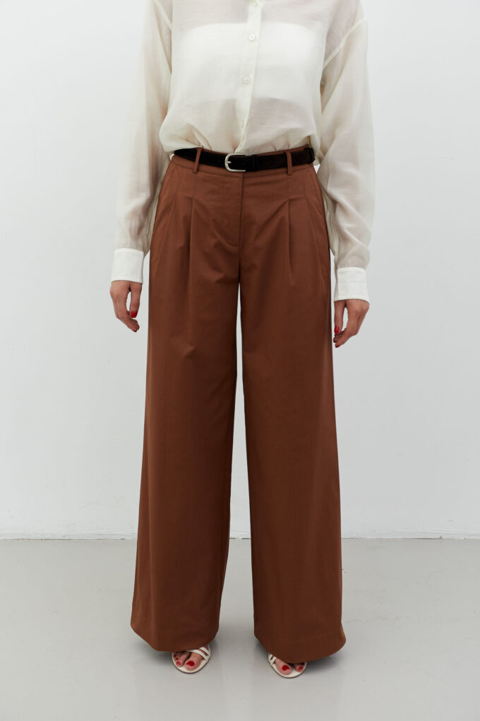 Free cut cotton pants in brown photo 3