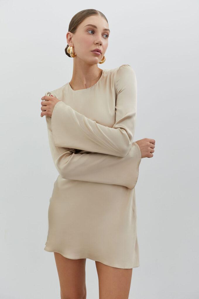 Сукня міні з віскози та фігурним вирізом кремова фото 4