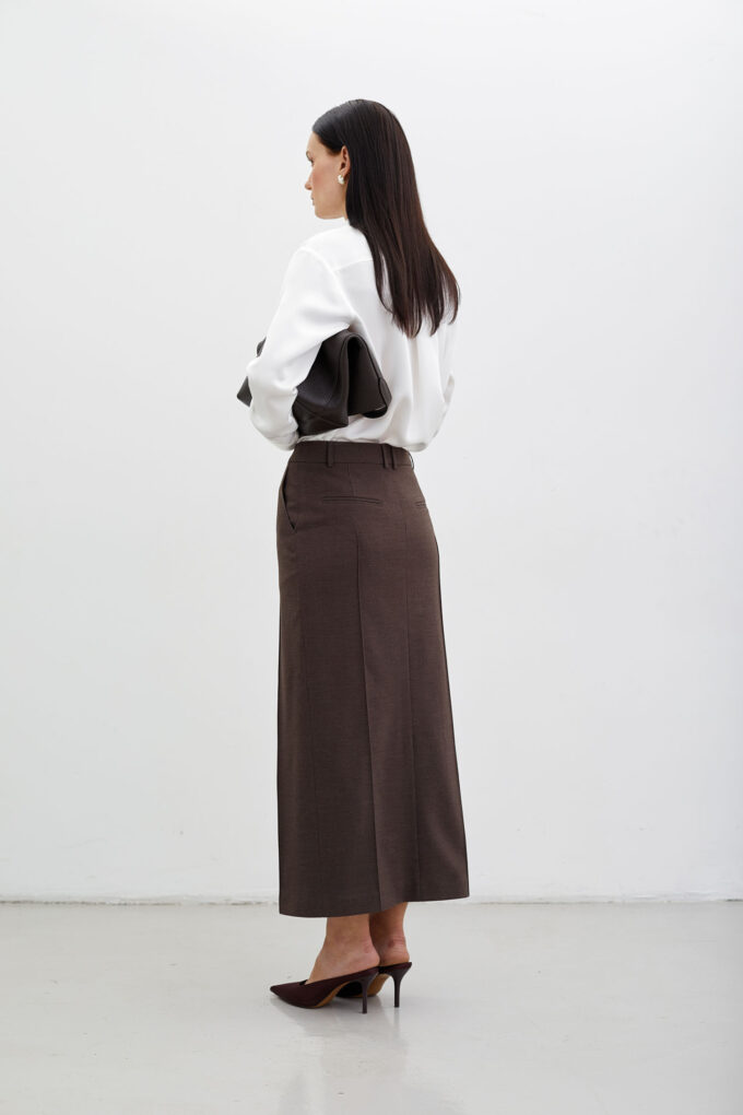 Woolen midi skirt in chocolate photo 4