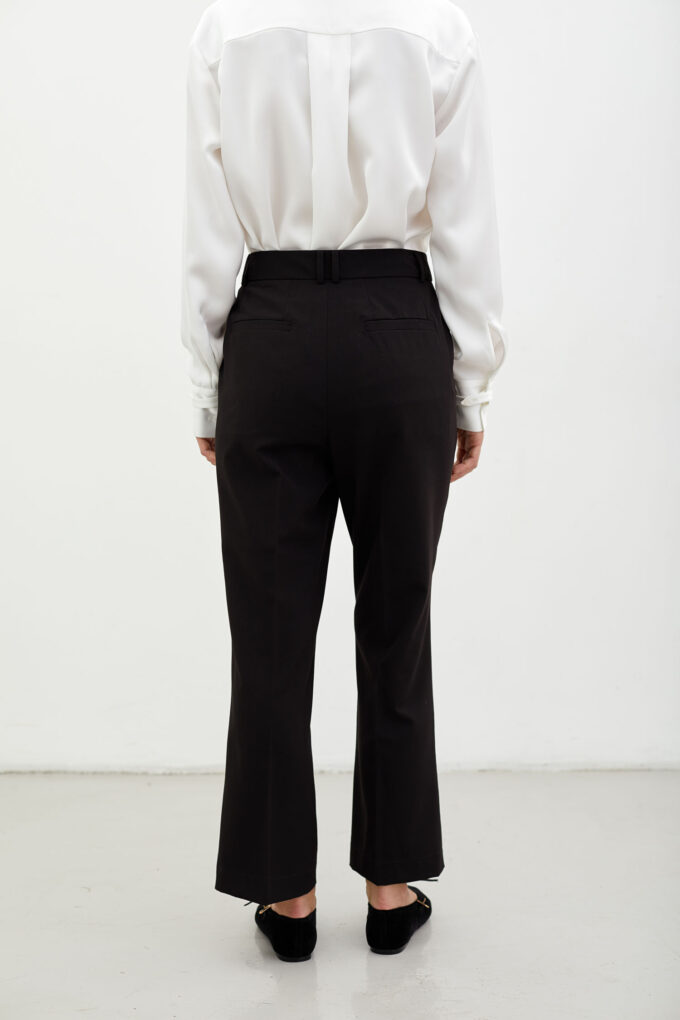 Cropped pants with wool in black photo 3