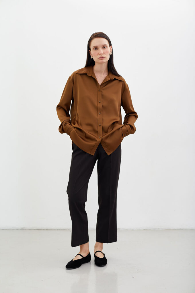 Brown satin shirt with decorative cuffs photo 3