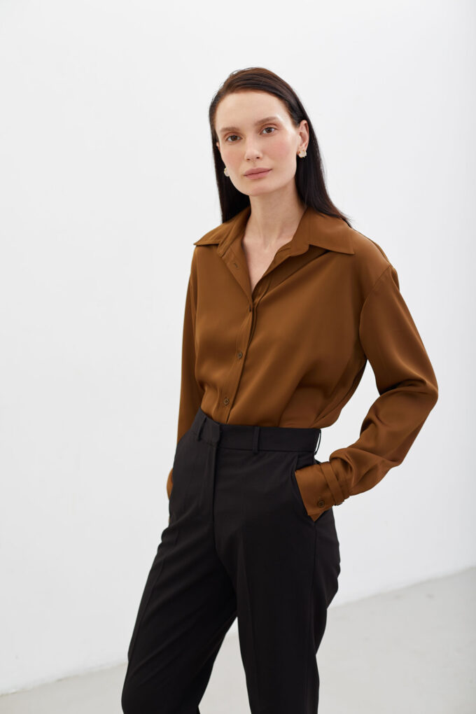 Brown satin shirt with decorative cuffs photo 4