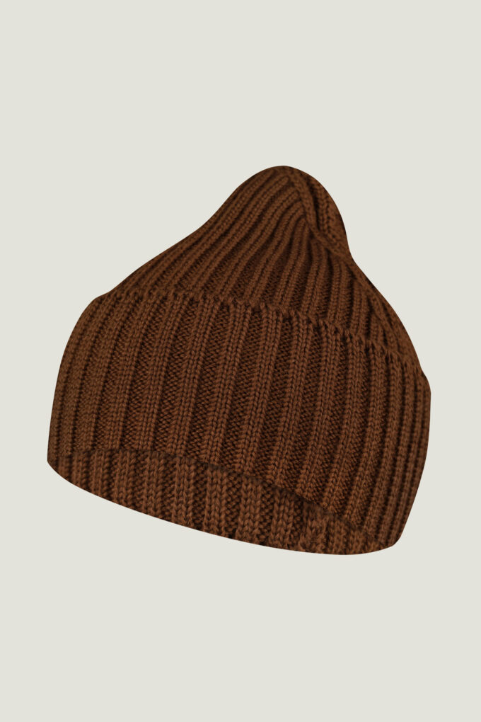 Woolen hat in chocolate photo 4