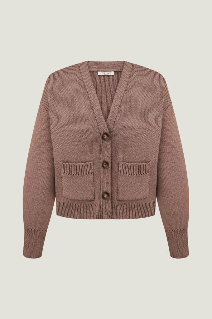 Knitted cardigan with pockets in cappuccino photo 4