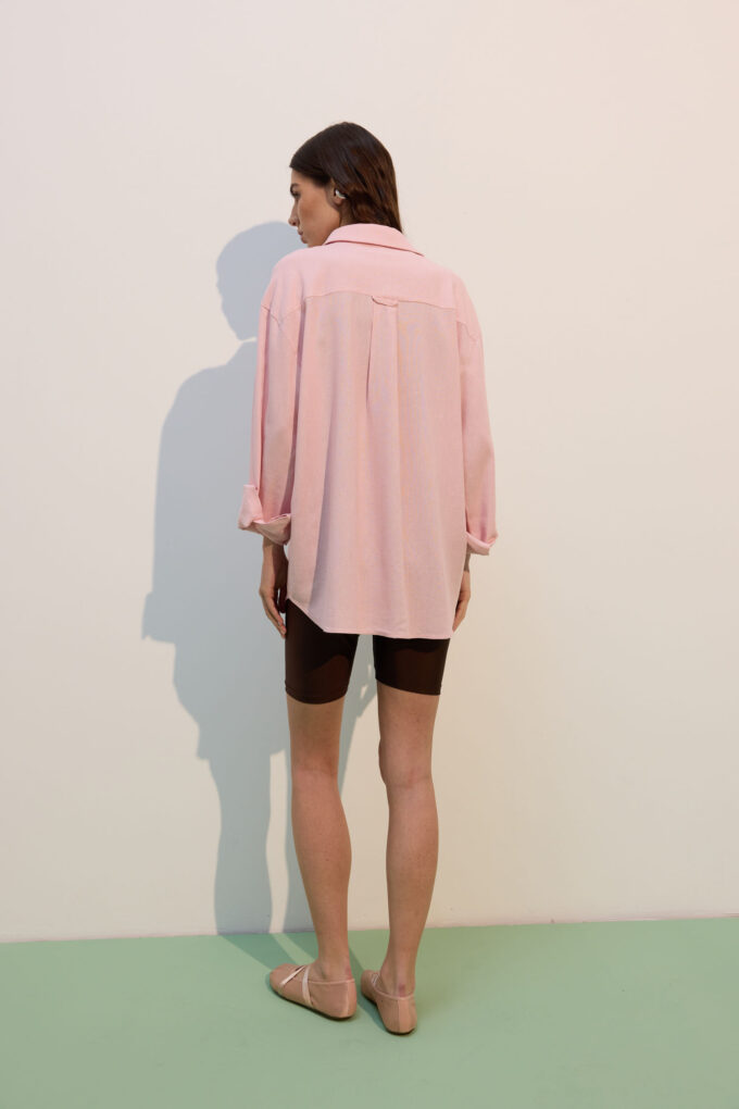 Oversized linen shirt in light pink photo 5