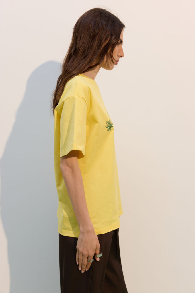 Oversized T-shirt with "Kyiv" print in lemon photo 4