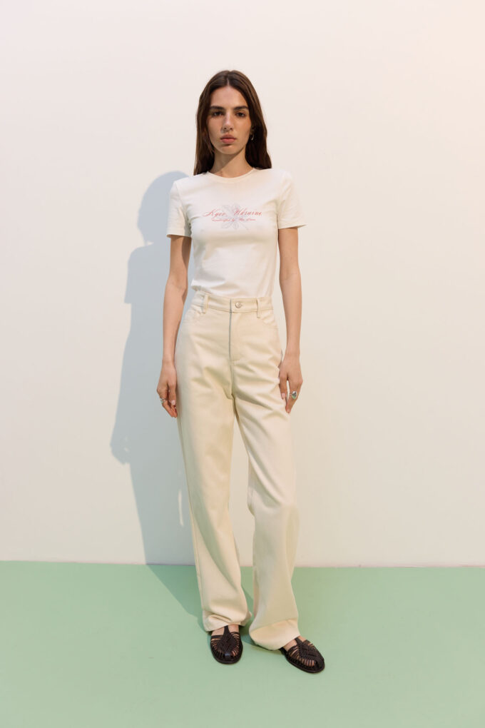 Silhouette T-shirt with "Kyiv" print in milk photo 6
