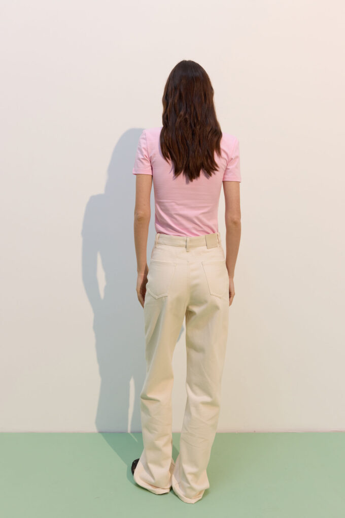 Silhouette T-shirt with "Kyiv" print in light pink photo 5