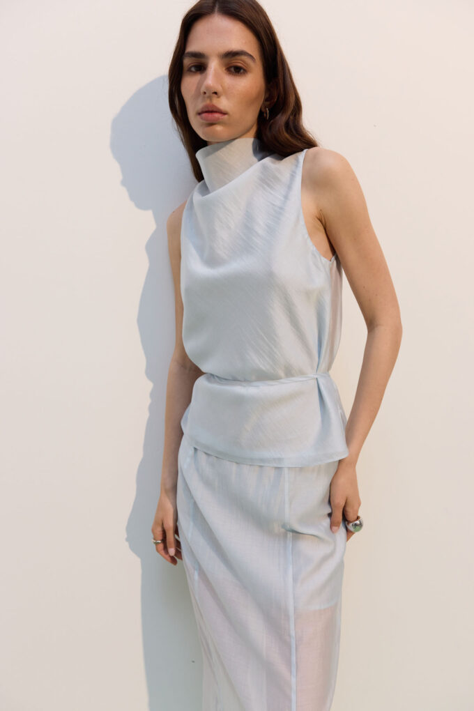 Light blue tencel top with thin belt photo 2