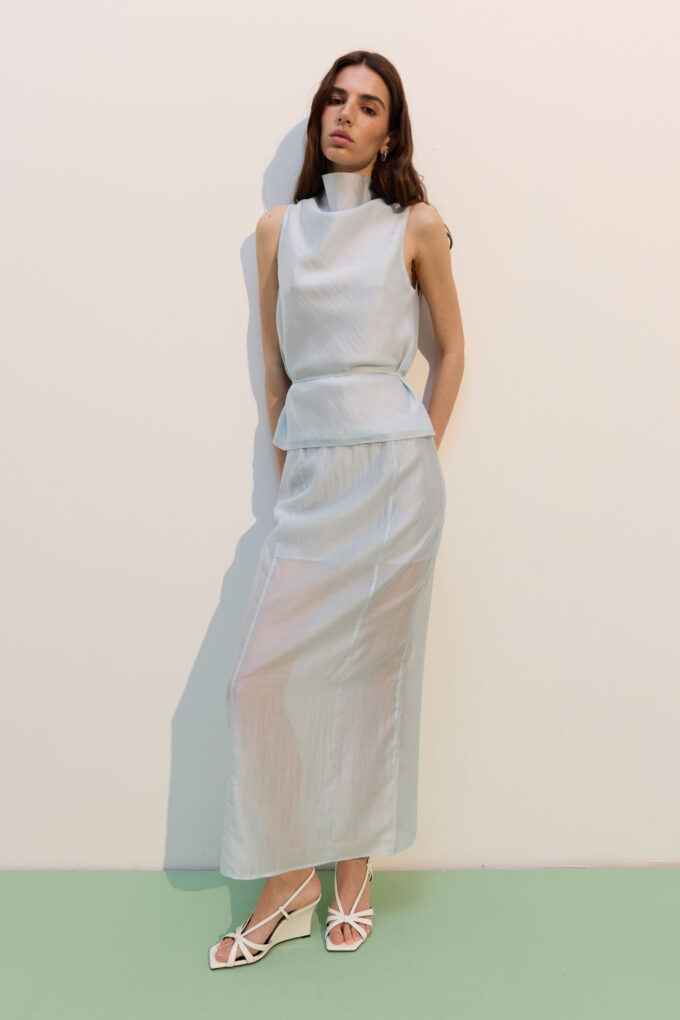 Light blue tencel top with thin belt photo 3