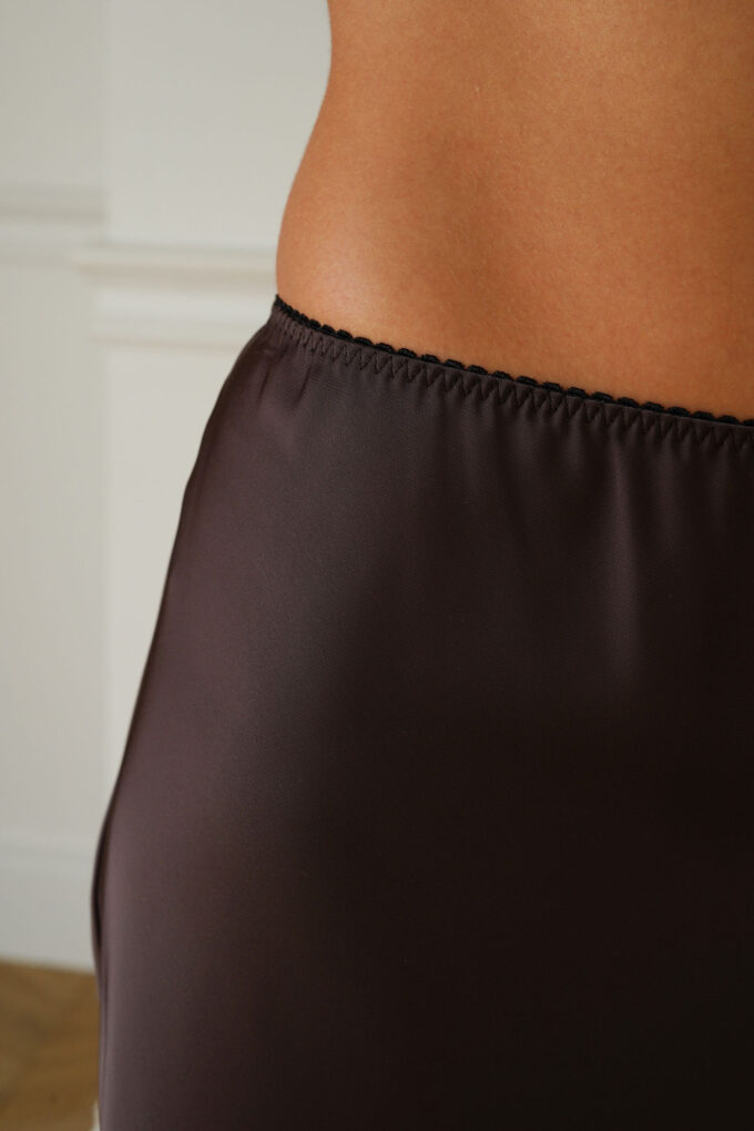 Satin midi skirt in chocolate photo 6