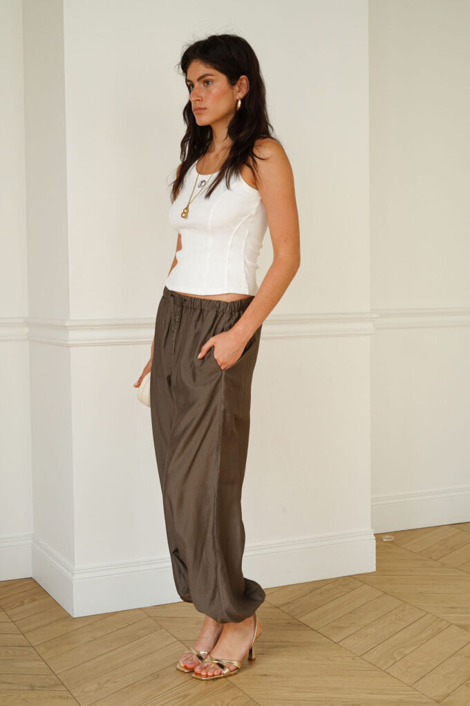Brown tencel voluminous pants photo 3