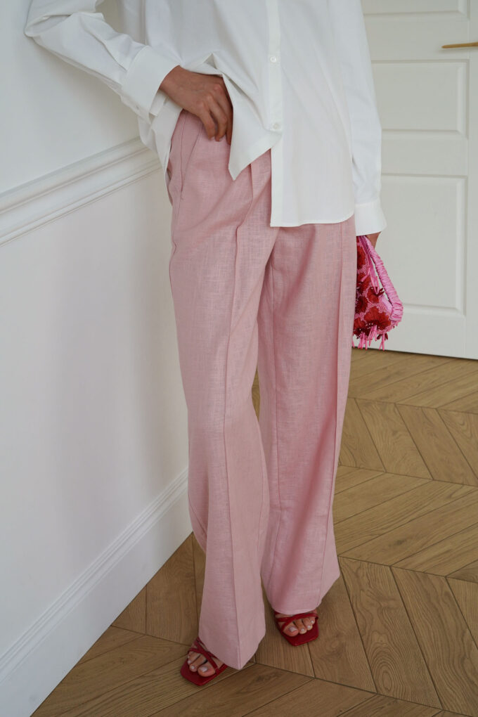 Straight-cut trousers made of thick linen in pink photo 2