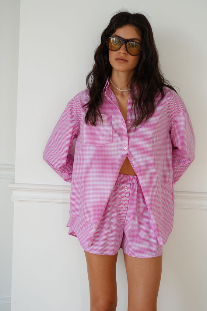 Pink checked shorts photo 7