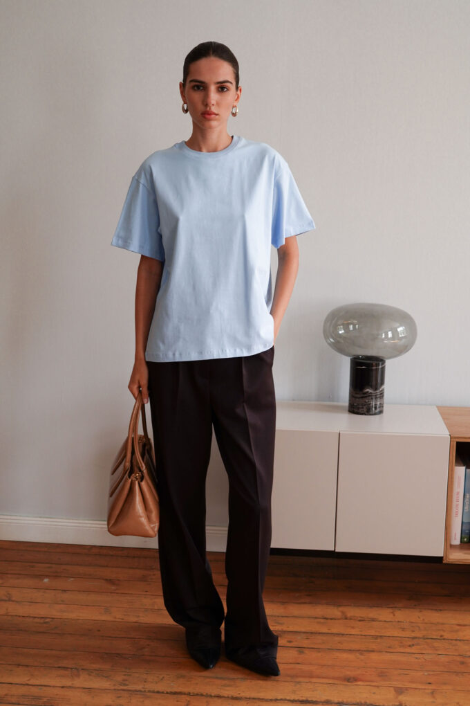 Футболка oversize блакитна фото 2