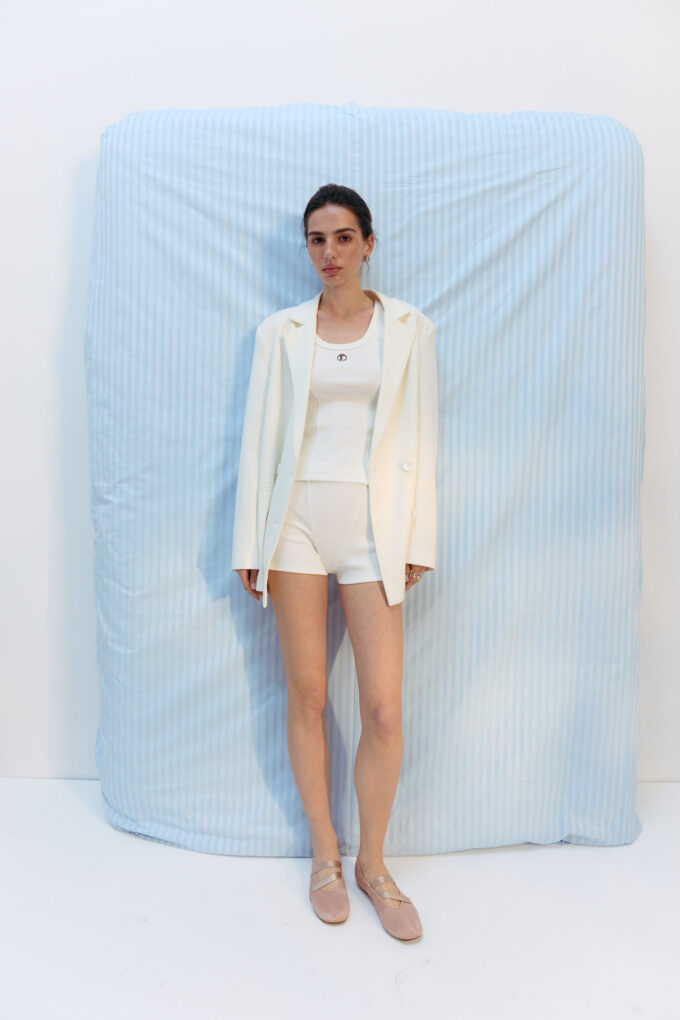 Knitted shorts in milky photo 6