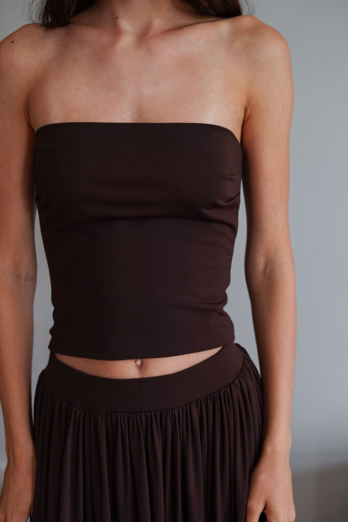 Elongated bandeau top in chocolate photo 3