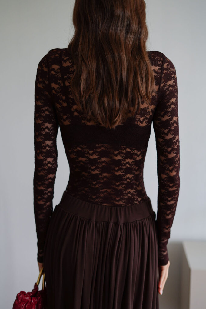 Guipure bodysuit in chocolate photo 2