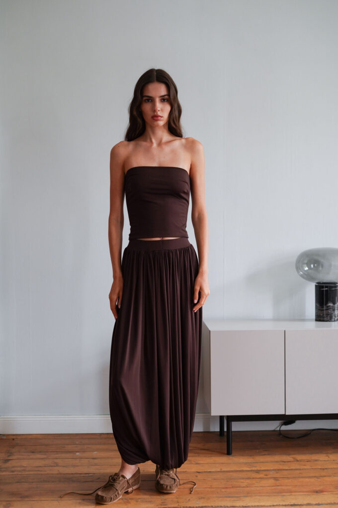 Elongated bandeau top in chocolate photo 2