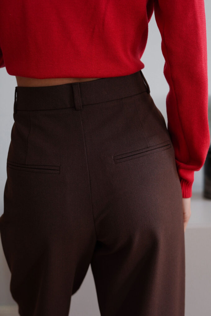 Straight-cut pants with double-breasted in chocolate photo 5