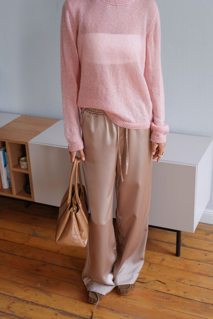 Translucent jumper made of ultra-soft kidmohair yarn in pink photo 4