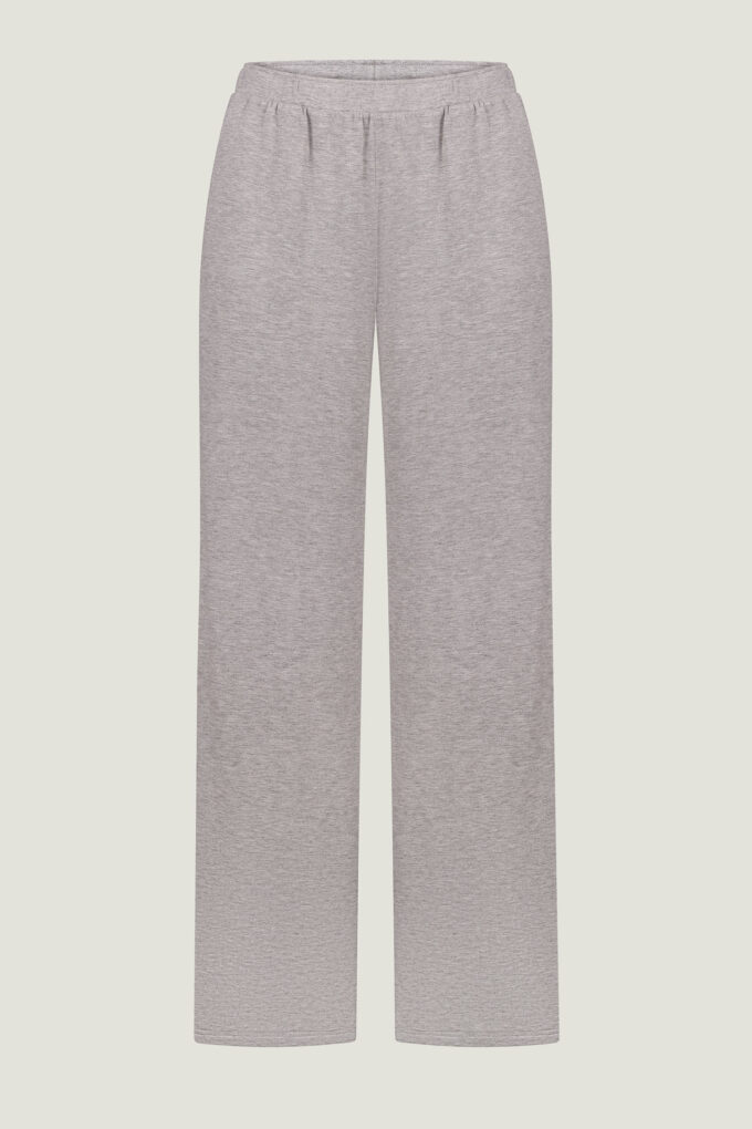 Knitted free-cut pants in gray melange photo 5