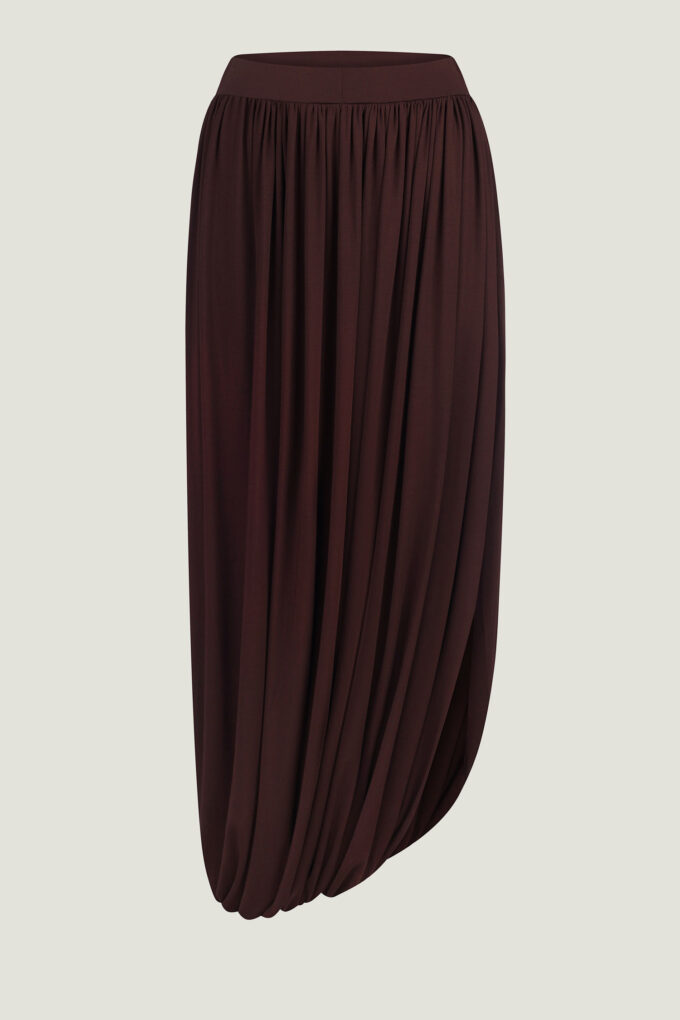 Knitted midi skirt with pleats in chocolate photo 6