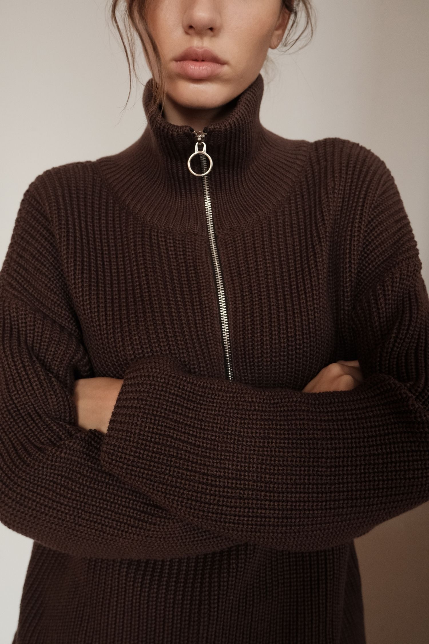 Светр із блискавкою шоколадний - The Lace фото 446991 Светр із блискавкою шоколадний - The Lace фото 446991