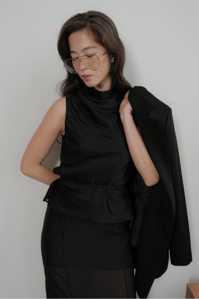 Tencel top with thin belt in black photo 2