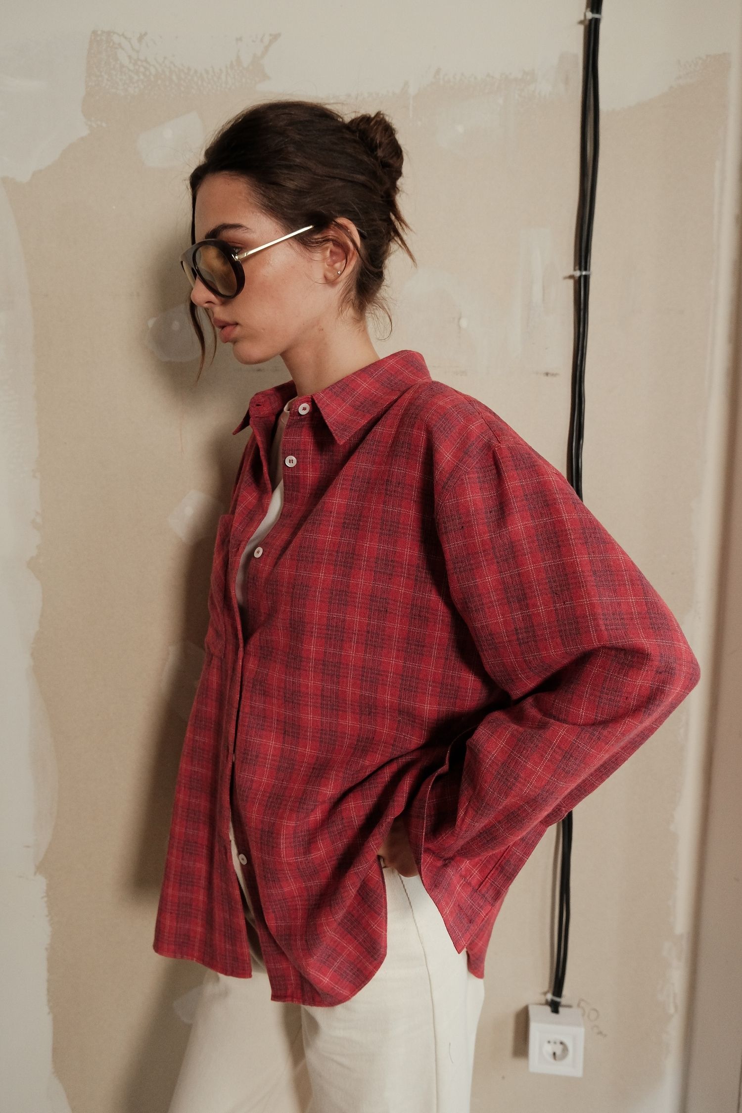 Сорочка з накладною кишенею в сіру клітинку червона - The Lace Фото 446887 Сорочка з накладною кишенею в сіру клітинку червона - The Lace Фото 446887