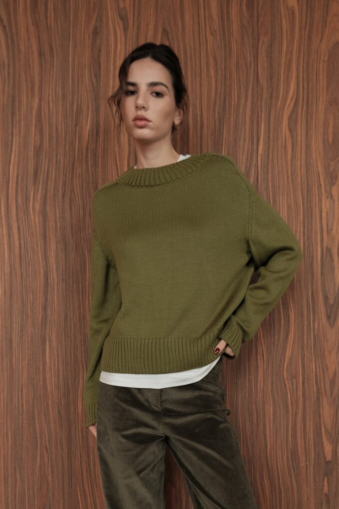 Джемпер вовняний прямого крою оливковий фото 3