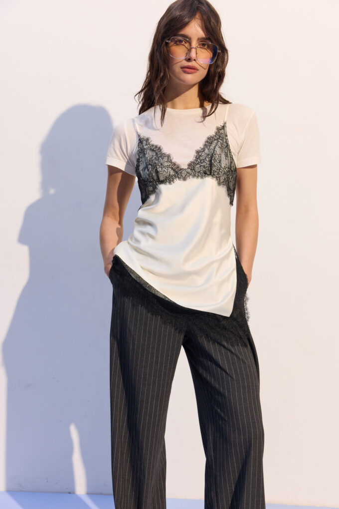 Топ із сатину з чорним мереживом молочний - The Lace