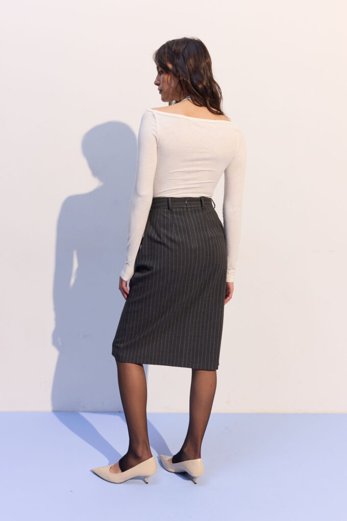 Спідниця міді прямого крою в широку смужку графітова фото 3 Спідниця міді прямого крою в широку смужку графітова фото 3