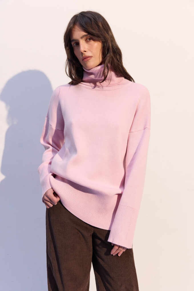 Трикотажний светр з об'ємною горловиною рожевий - The Lace