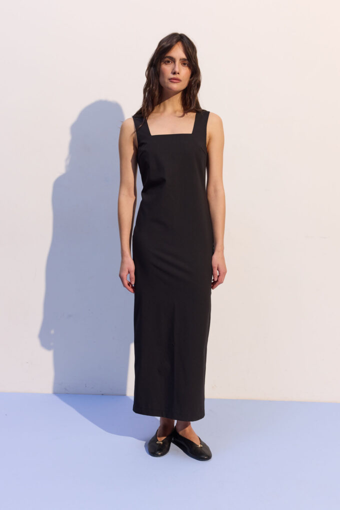 Сукня міді прямого крою з додаванням вовни чорна - The Lace