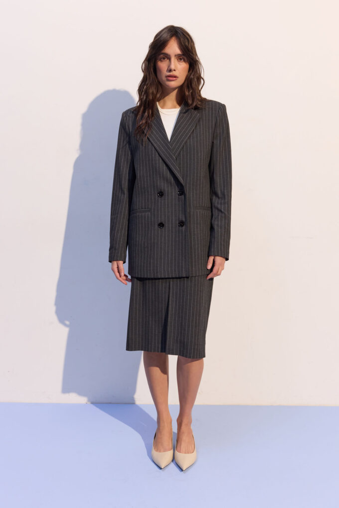 Жакет оверсайз у широку смужку графітовий фото 6 Жакет оверсайз у широку смужку графітовий фото 6