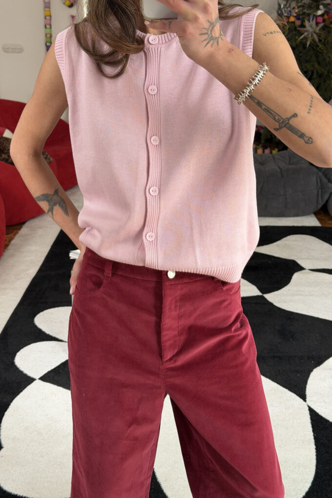 Трикотажний жилет з круглим вирізом рожевий - The Lace